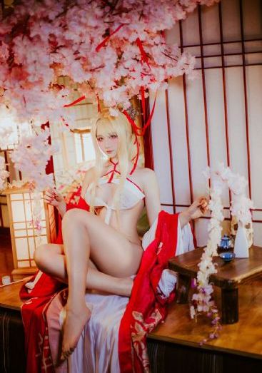 邻居的老婆在线播放_720动漫免费观看