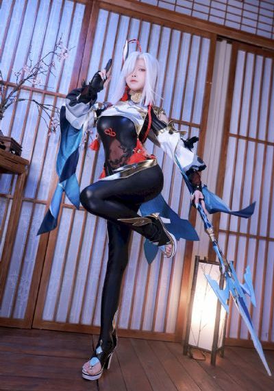 姐姐的乳汁_JVID性感写真