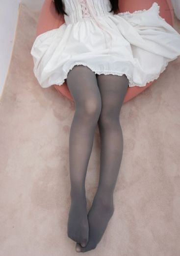 韩国电影漂亮的女老师_DVD免费在线播放