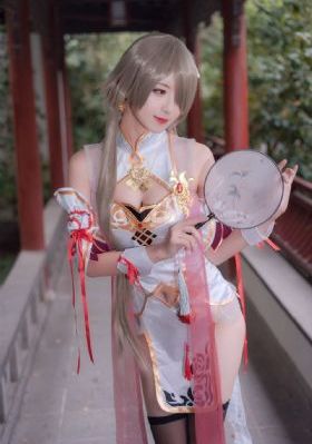西班牙女郎完整版在线播放_迅雷下载电影